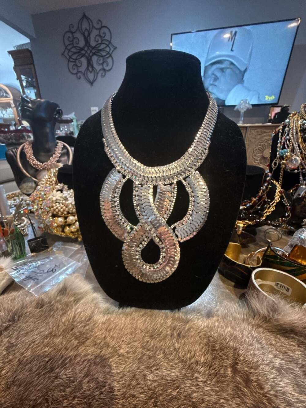 Unbranded Silver Tone Tallulah Statement Bib Necklace